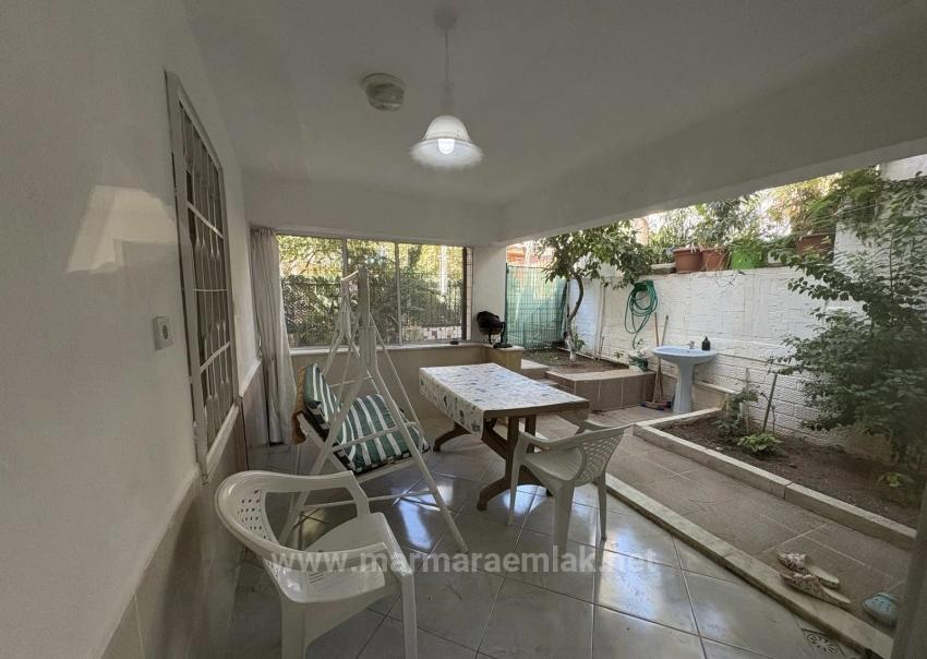 3+1 Wohnung Mit Garten Zum Verkauf In Seferihisar Ürkmez, Küstengebiet