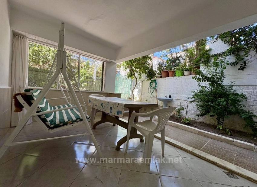 3+1 Wohnung Mit Garten Zum Verkauf In Seferihisar Ürkmez, Küstengebiet