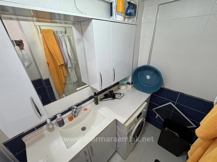 2+1-Zimmer-Sommerapartment Im Mittleren Stockwerk Zum Verkauf Im Zentrum Von Ürkmez