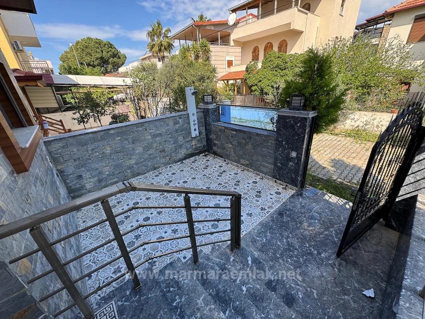 3+1 Ultra-Luxusvilla Zum Verkauf In Seferihisar Ürkmez, 40 Meter Vom Meer Entfernt.