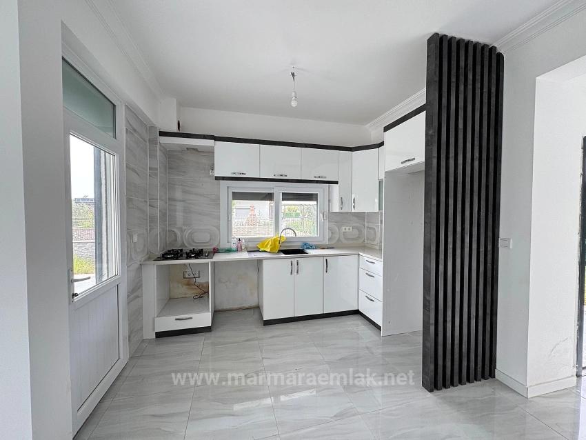 2+1 Sommervilla Mit Garten Zum Verkauf In Doğanbey, Seferihisar, İzmir