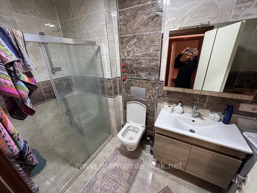 2+1 Sommerwohnung Zum Verkauf Im Ürkmez Center, Seferihisar, İzmir