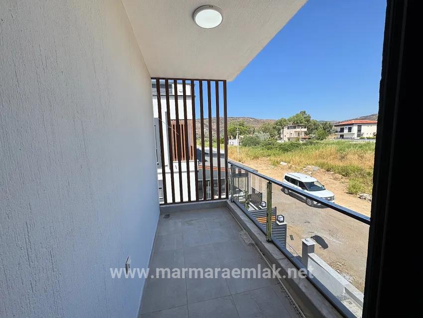 2+1 Sommervilla Mit Garten Zum Verkauf In Doğanbey, Seferihisar, İzmir