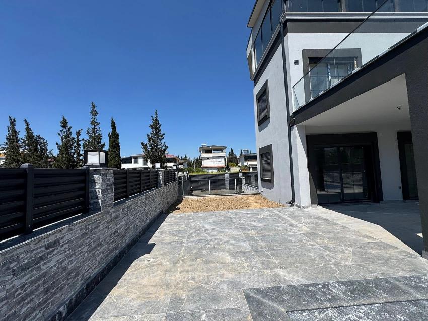 3+1 Sommervilla Mit Pool Zum Verkauf In Doğanbey, Seferihisar, İzmir