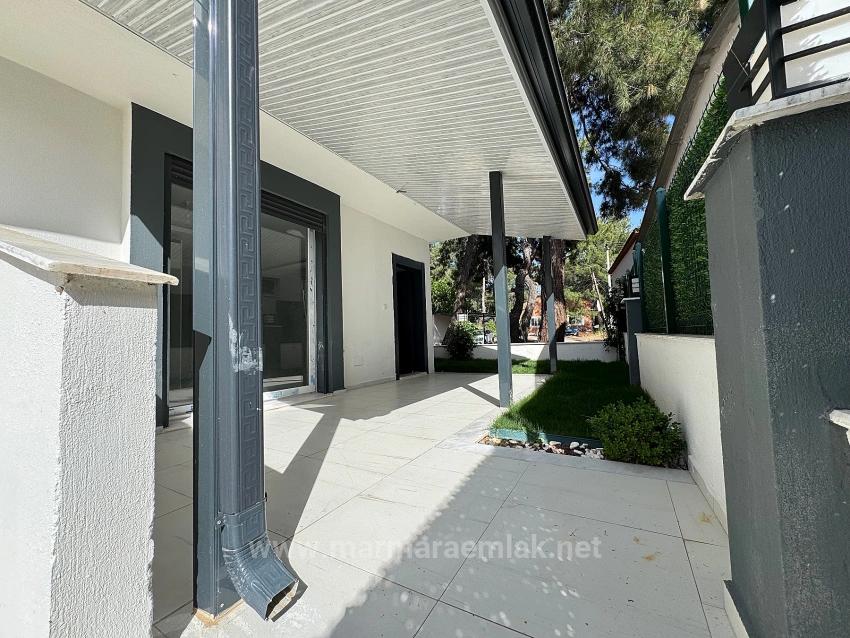 2+1 Sommerhausvilla Mit Garten Zum Verkauf In İzmir Seferihisar Doğanbey Payamlı
