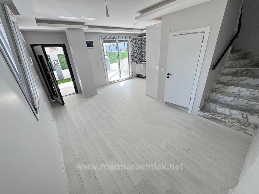 2+1 Sommerhausvilla Mit Garten Zum Verkauf In İzmir Seferihisar Doğanbey Payamlı