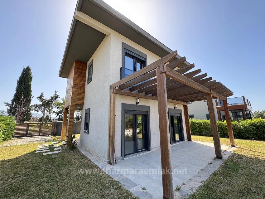 3+1 Freistehende Villa Zum Verkauf In Doğanbey, Seferihisar, İzmir
