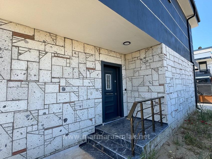 3+1, 350 M², Freistehende Villa Mit Pool Zum Verkauf In Seferihisar, Izmir.
