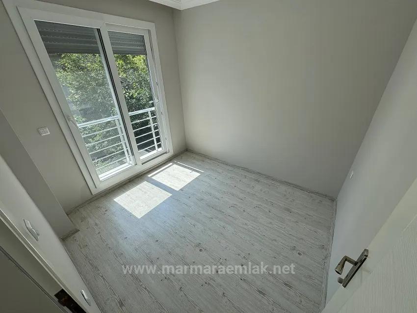 İzmir Seferihisar Ürkmez'de Verkaufliche 2+1 Wohnung Zum Meer 450 Meter