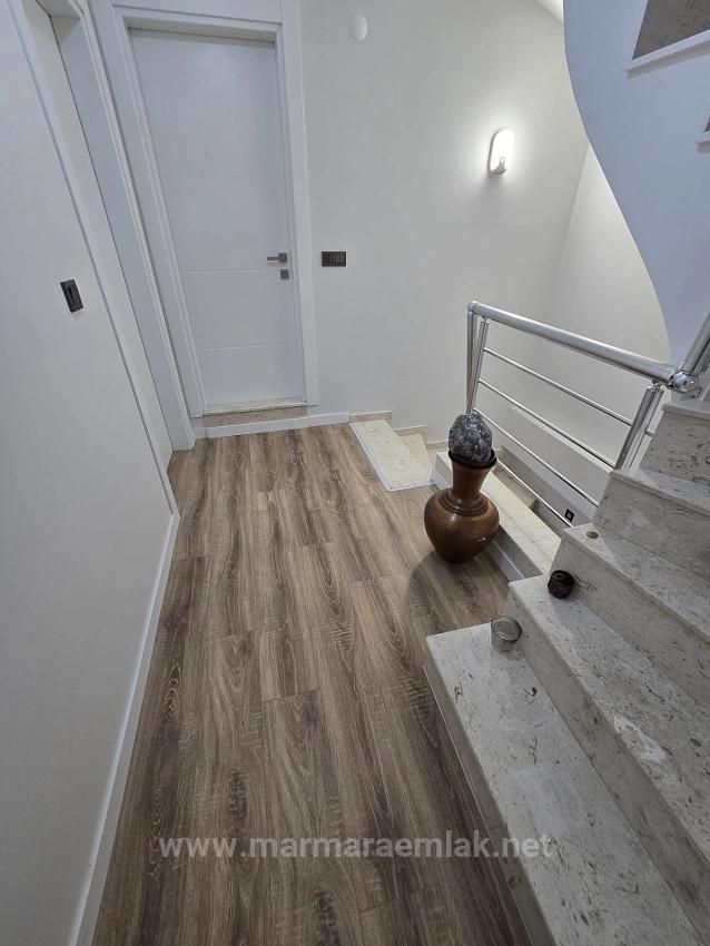 3+1 Sommervilla Mit Großem Garten Zum Verkauf In Ürkmez, Seferihisar, İzmir