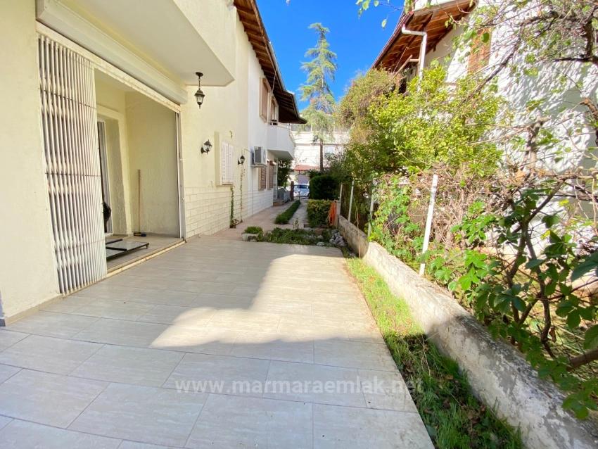 3+1 Villa Zum Verkauf In Seferihisar Ürkmez, Nur 50 Meter Vom Meer Entfernt.