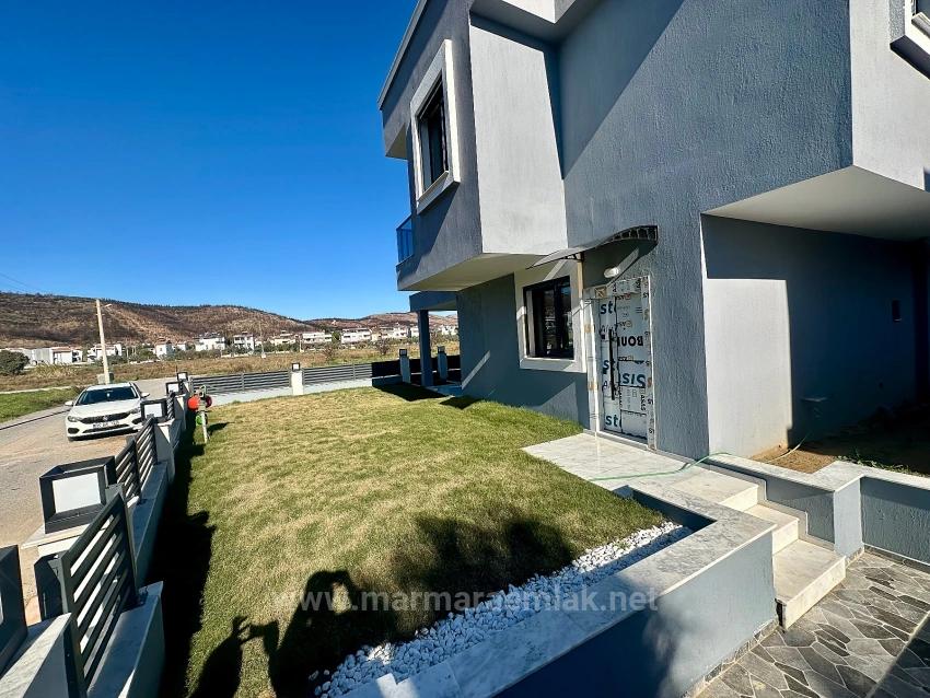 3+1 Sommerhaus Mit Garten Zum Verkauf In Doğanbey, Seferihisar, İzmir