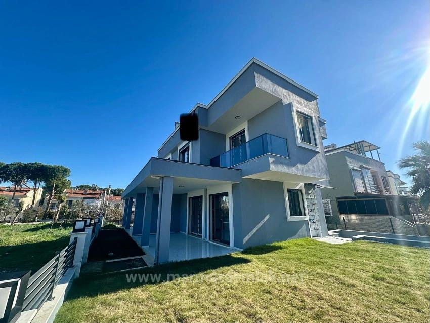 3+1 Sommerhaus Mit Garten Zum Verkauf In Doğanbey, Seferihisar, İzmir
