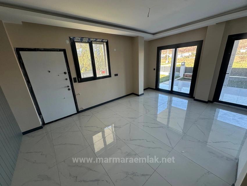 3+1 Sommerhaus Mit Garten Zum Verkauf In Doğanbey, Seferihisar, İzmir