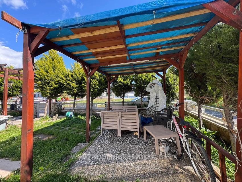 3+1 Villa Mit Garten Und Pool Zum Verkauf In Doğanbey, Seferihisar, İzmir