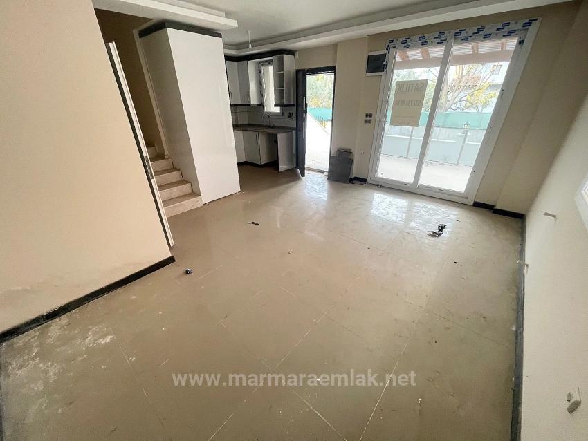 2+1 Sommervilla Mit Garten Zum Verkauf In Doğanbey, Seferihisar, İzmir