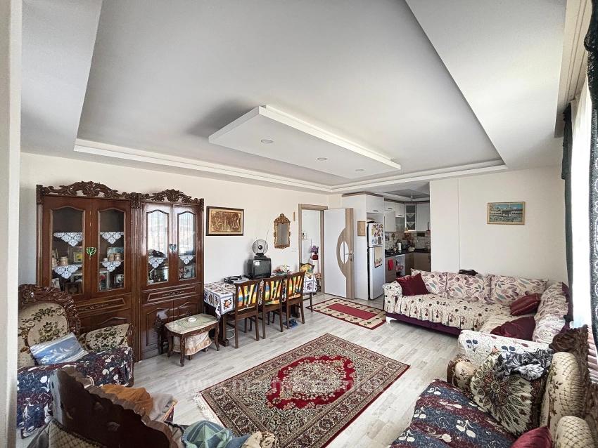 1+1 Wohnung Zum Verkauf In Doğanbey, Seferihisar, İzmir, Mit Aufzug, 300 Meter Vom Meer Entfernt.