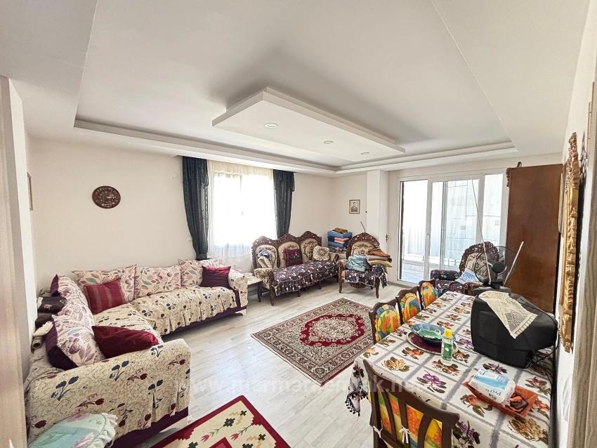 1+1 Wohnung Zum Verkauf In Doğanbey, Seferihisar, İzmir, Mit Aufzug, 300 Meter Vom Meer Entfernt.