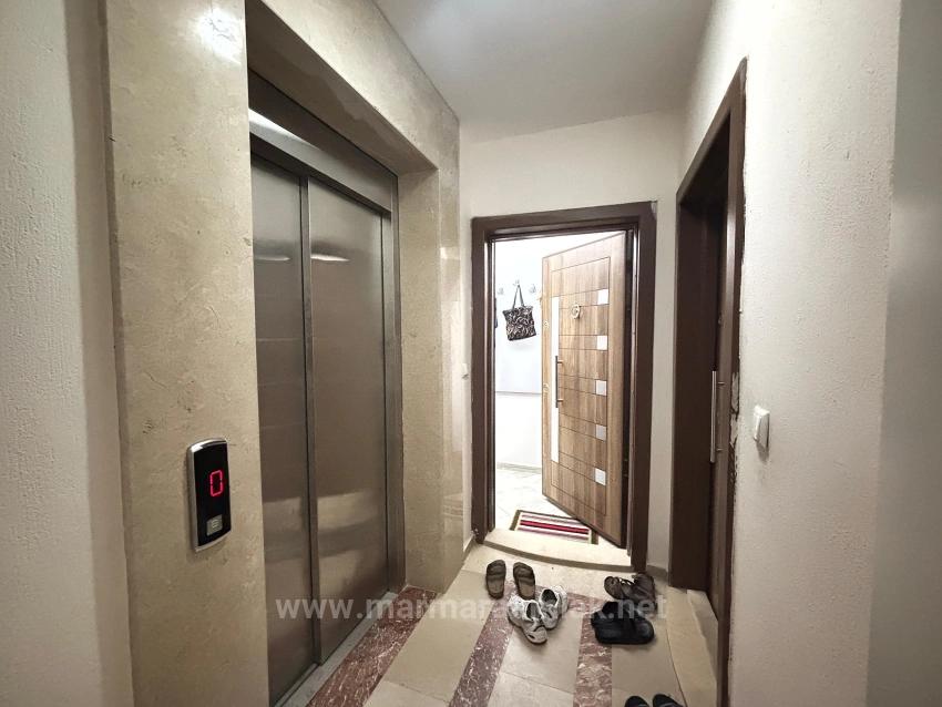 1+1 Wohnung Zum Verkauf In Doğanbey, Seferihisar, İzmir, Mit Aufzug, 300 Meter Vom Meer Entfernt.