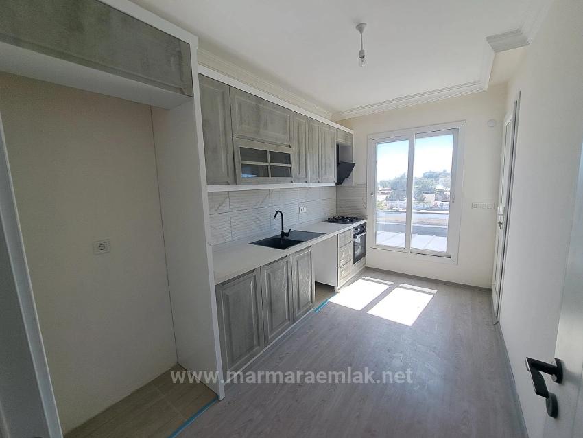 3+1 Sommerwohnung Zum Verkauf Im Zentrum Von İzmir Seferihisar Ürkmez, 450 Meter Vom Meer Entfernt