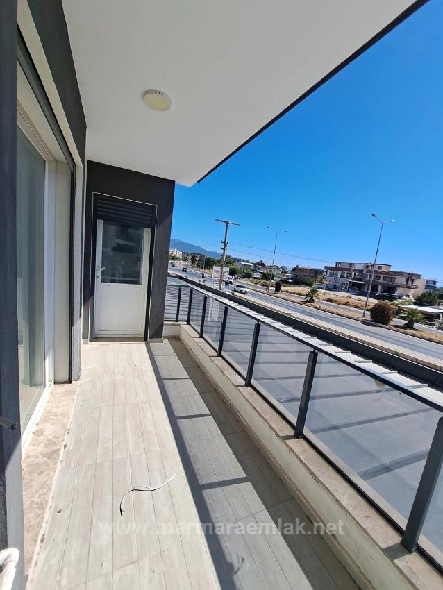 3+1 Sommerwohnung Zum Verkauf Im Zentrum Von İzmir Seferihisar Ürkmez, 450 Meter Vom Meer Entfernt