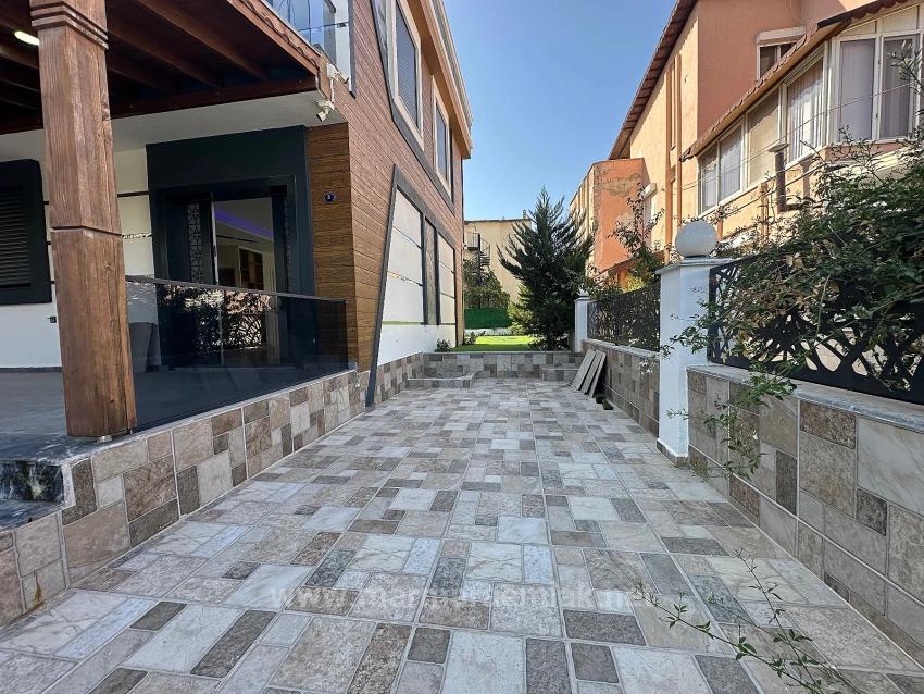 3+1 Freistehende Sommervilla Zum Verkauf In Seferihisar Doğanbey, 80 Meter Vom Meer Entfernt