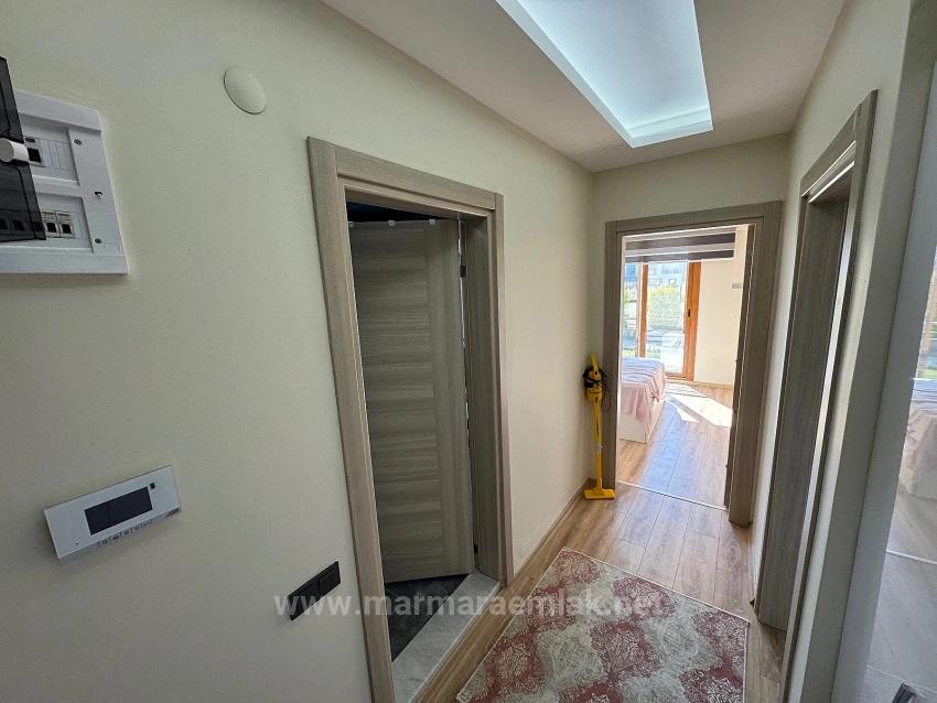 1+1 Wohnung Zum Verkauf In Einem Komplex Mit Pool In Doğanbey, Seferihisar