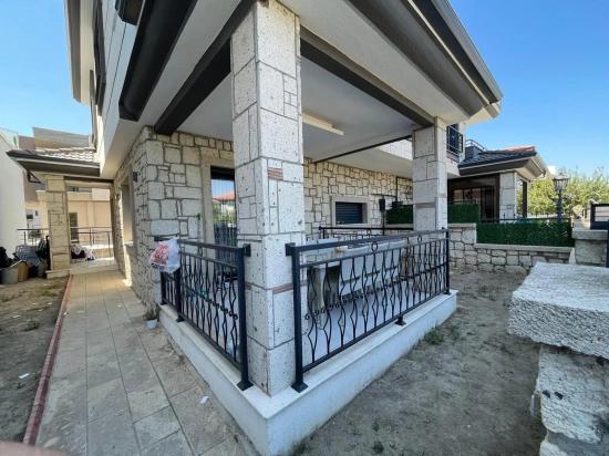 Ultraluxuriöse 3+1-Sommervilla Zum Verkauf In Seferihisar, Izmir