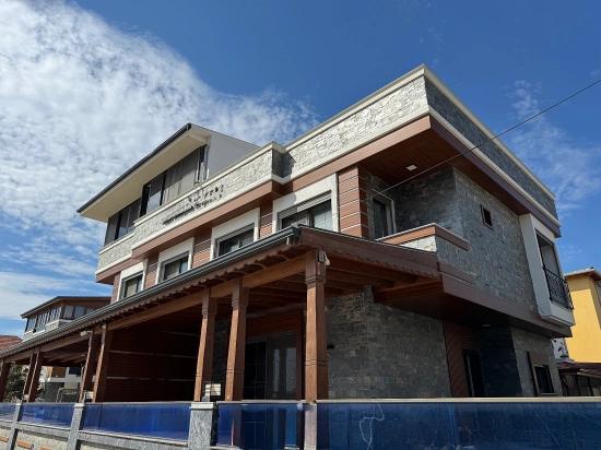 3+1 Ultra-luxusvilla Zum Verkauf In Seferihisar Ürkmez, 40 Meter Vom Meer Entfernt.