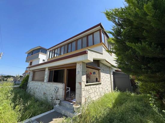2+2 Villa Mit Garten Zum Verkauf In Doğanbey, Seferihisar, İzmir