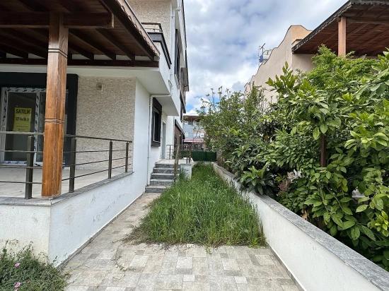 3+1 Villa Zum Verkauf In Doğanbey, Seferihisar, İzmir, 200 Meter Vom Meer Entfernt.