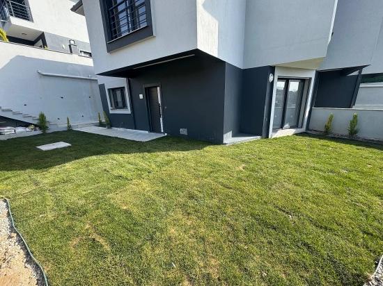 2+1 Garten-Sommervilla Zum Verkauf In İzmir Seferihisar Doğanbey Payamlı