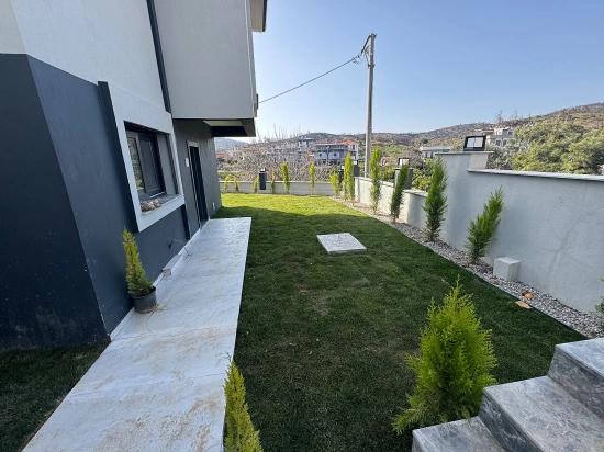 2+1 Garten-Sommervilla Zum Verkauf In İzmir Seferihisar Doğanbey Payamlı