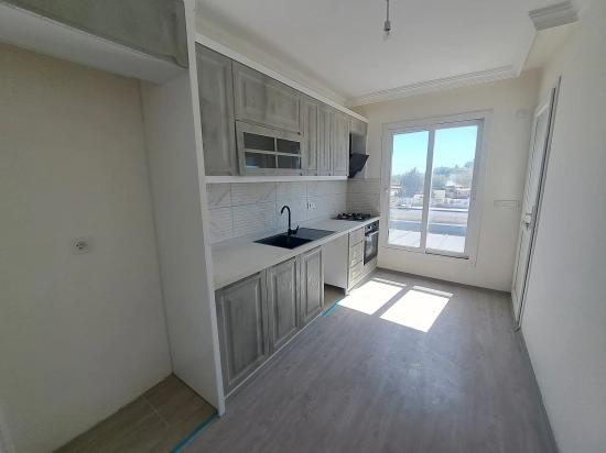 3+1 Sommerwohnung Zum Verkauf Im Zentrum Von İzmir Seferihisar Ürkmez, 450 Meter Vom Meer Entfernt