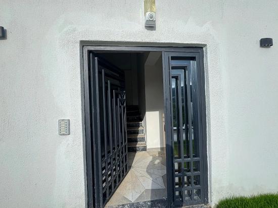 2+1 Wohnung Mit Garten Zum Verkauf In Menderes Gumuldur