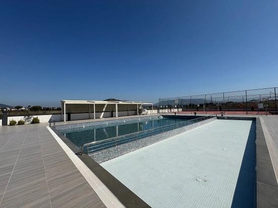 1+1 Wohnung Zum Verkauf In Einem Komplex Mit Pool In Doğanbey, Seferihisar