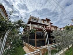 4+1-Zimmer Villa Zu Verkaufen in Cumhuriyet Bz. Seferihisar Doğanbey - 230 m²