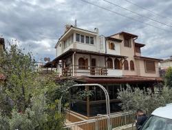 4+1-Zimmer Villa Zu Verkaufen in Cumhuriyet Bz. Seferihisar Doğanbey - 230 m²