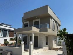 3+1-Zimmer Villa Zu Verkaufen in Cumhuriyet Bz. Seferihisar Doğanbey - 210 m²