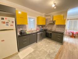 3+1 Villa Zum Verkauf In Seferihisar Ürkmez, Nur 50 Meter Vom Meer Entfernt.