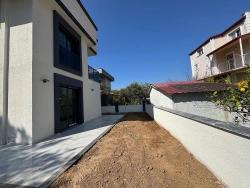 3+1-Zimmer Villa Zu Verkaufen in Gümüldür Fevzi Çakmak Bz. Menderes Gümüldür - 160 m²