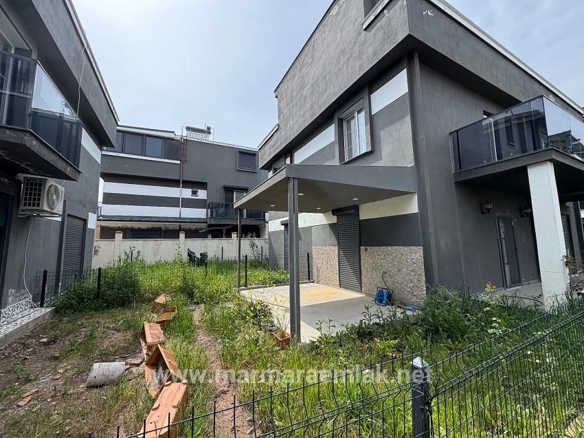 3+1-Zimmer Villa Zu Verkaufen in Payamlı Bz. Seferihisar Doğanbey - 160 m²