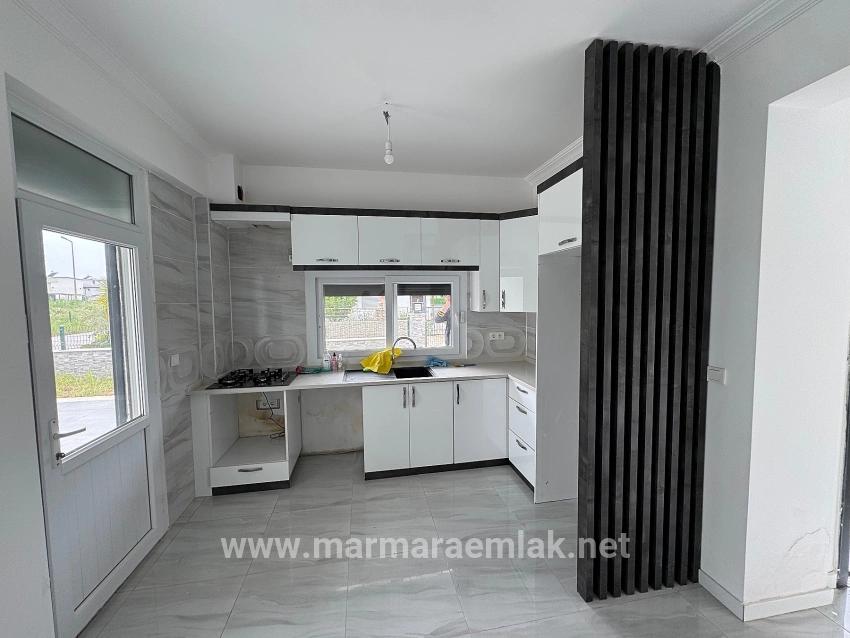 2+1-Zimmer Villa Zu Verkaufen in Cumhuriyet Bz. Seferihisar Doğanbey - 150 m²