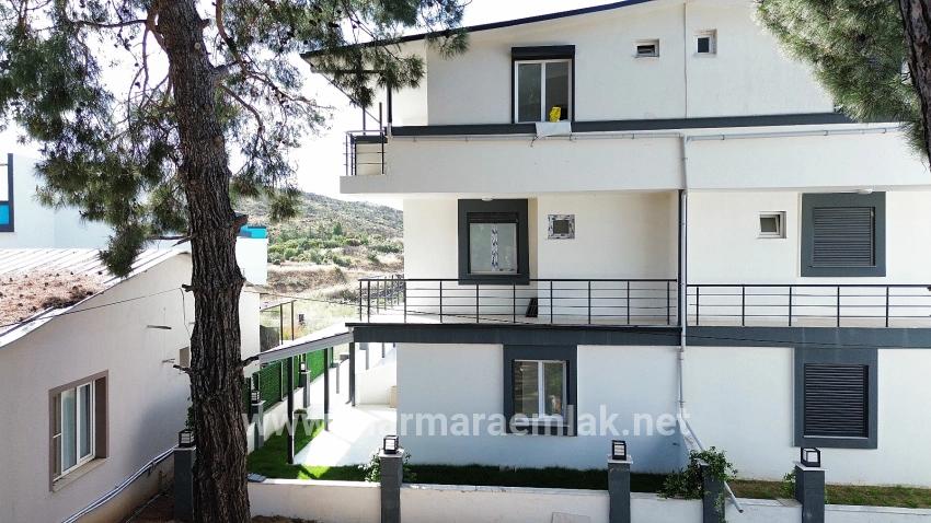 2+1-Zimmer Villa Zu Verkaufen in Payamlı Bz. Seferihisar Doğanbey - 130 m²