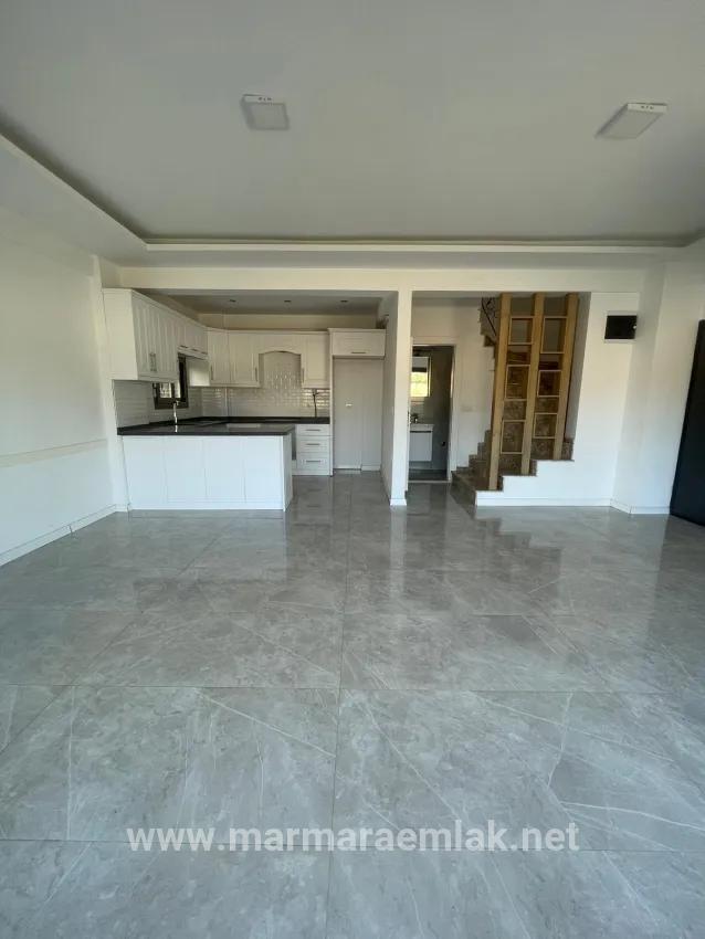 4+1-Zimmer Villa Zu Verkaufen in Çolak İbrahim Bey Bz. Seferihisar - 150 m²
