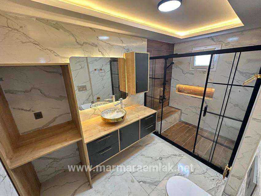 3+1-Zimmer Einfamilienhaus Zu Verkaufen in Cumhuriyet Bz. Seferihisar Doğanbey - 300 m²