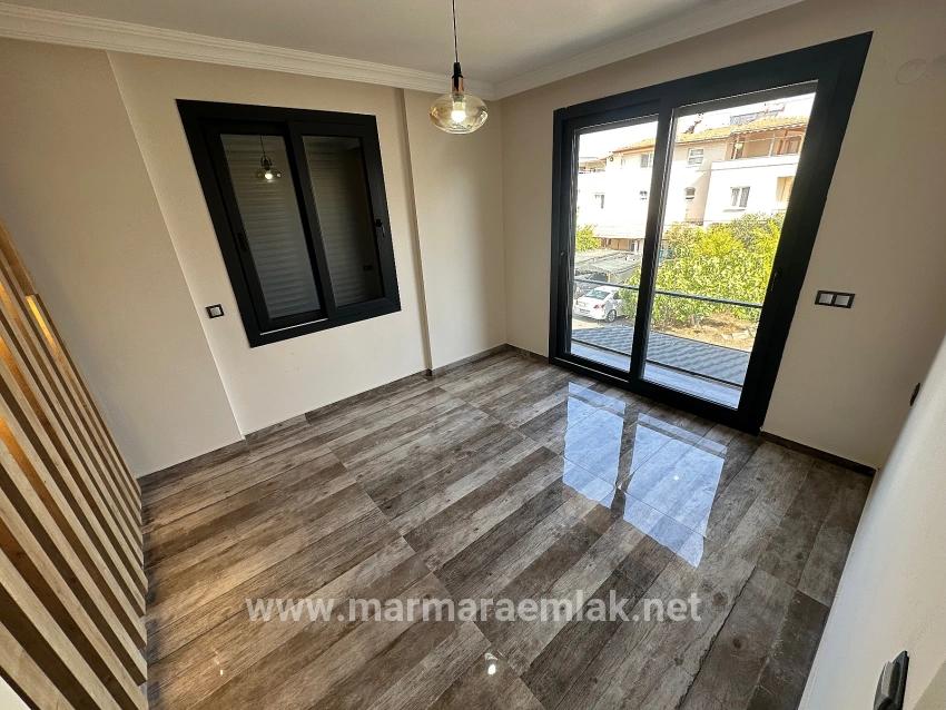 3+1-Zimmer Villa Zu Verkaufen in Payamlı Bz. Seferihisar Doğanbey - 230 m²