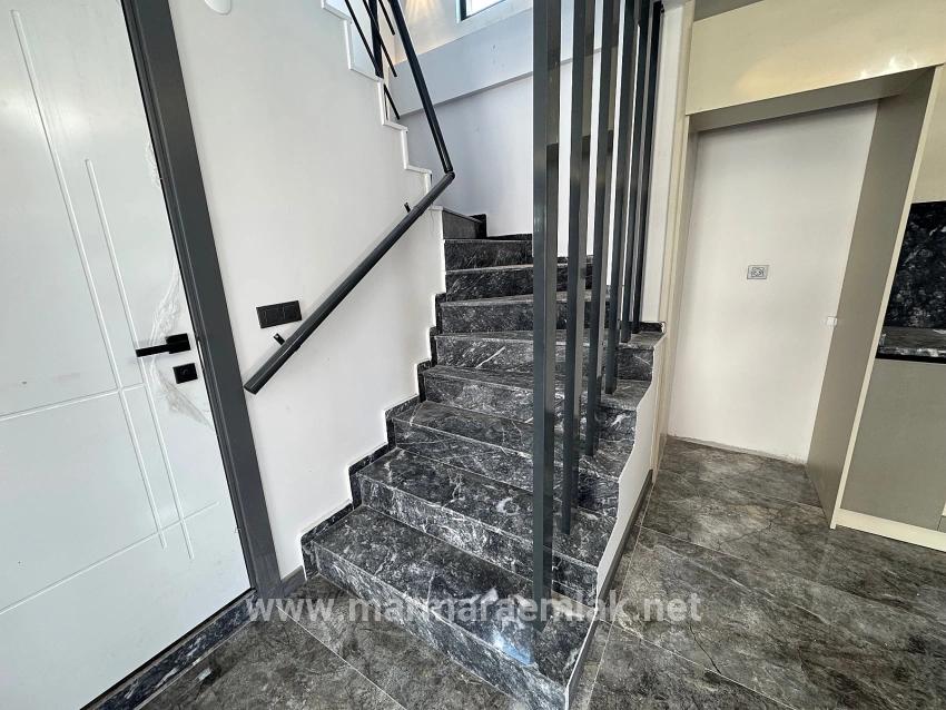 3+1-Zimmer Villa Zu Verkaufen in Cumhuriyet Bz. Seferihisar Doğanbey - 200 m²