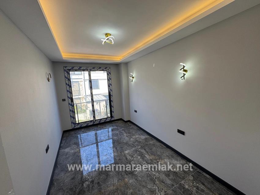 3+1-Zimmer Villa Zu Verkaufen in Cumhuriyet Bz. Seferihisar Doğanbey - 200 m²