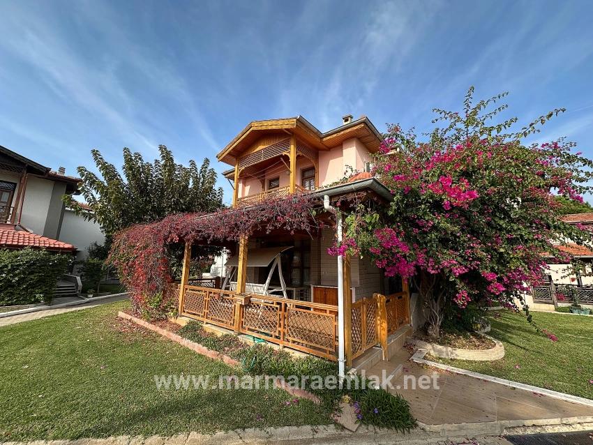 3+1-Zimmer Villa Zu Verkaufen in Mersin Alanı Bz. Seferihisar Ürkmez - 160 m²